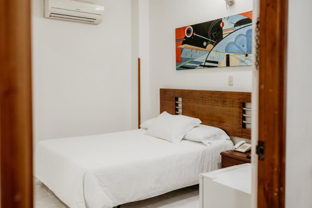 Hotel Barrancabermeja Plaza Exterior foto